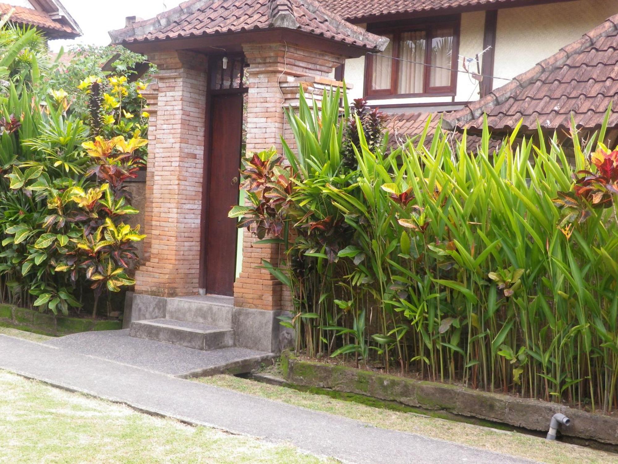 Bali Breeze Bungalows Ubud Rum bild