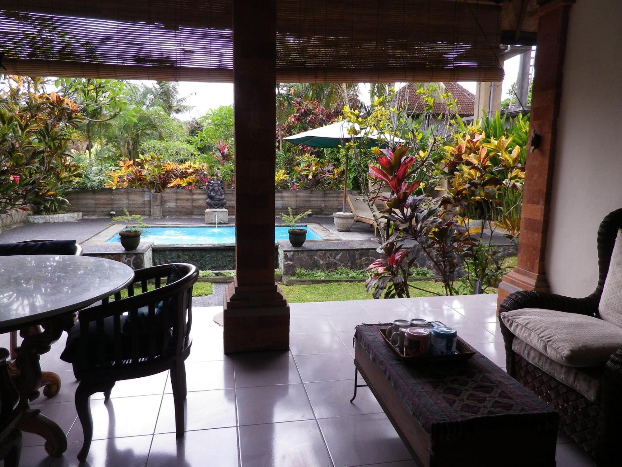 Bali Breeze Bungalows Ubud Rum bild